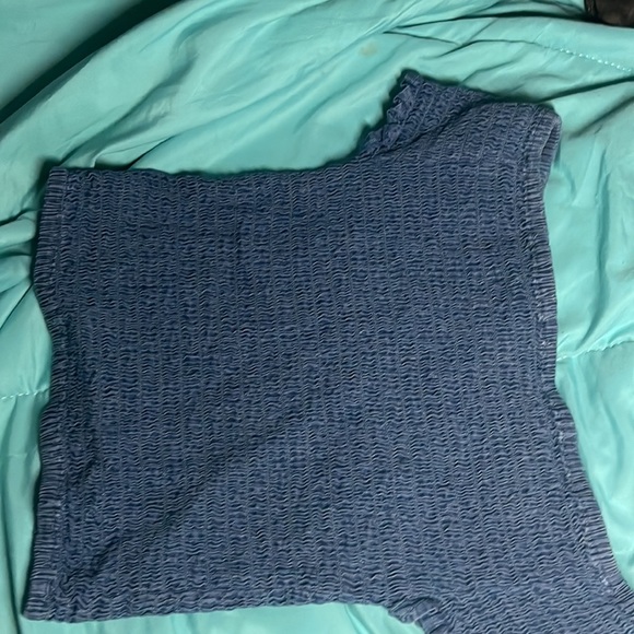 Size small never worn - Picture 2 of 3